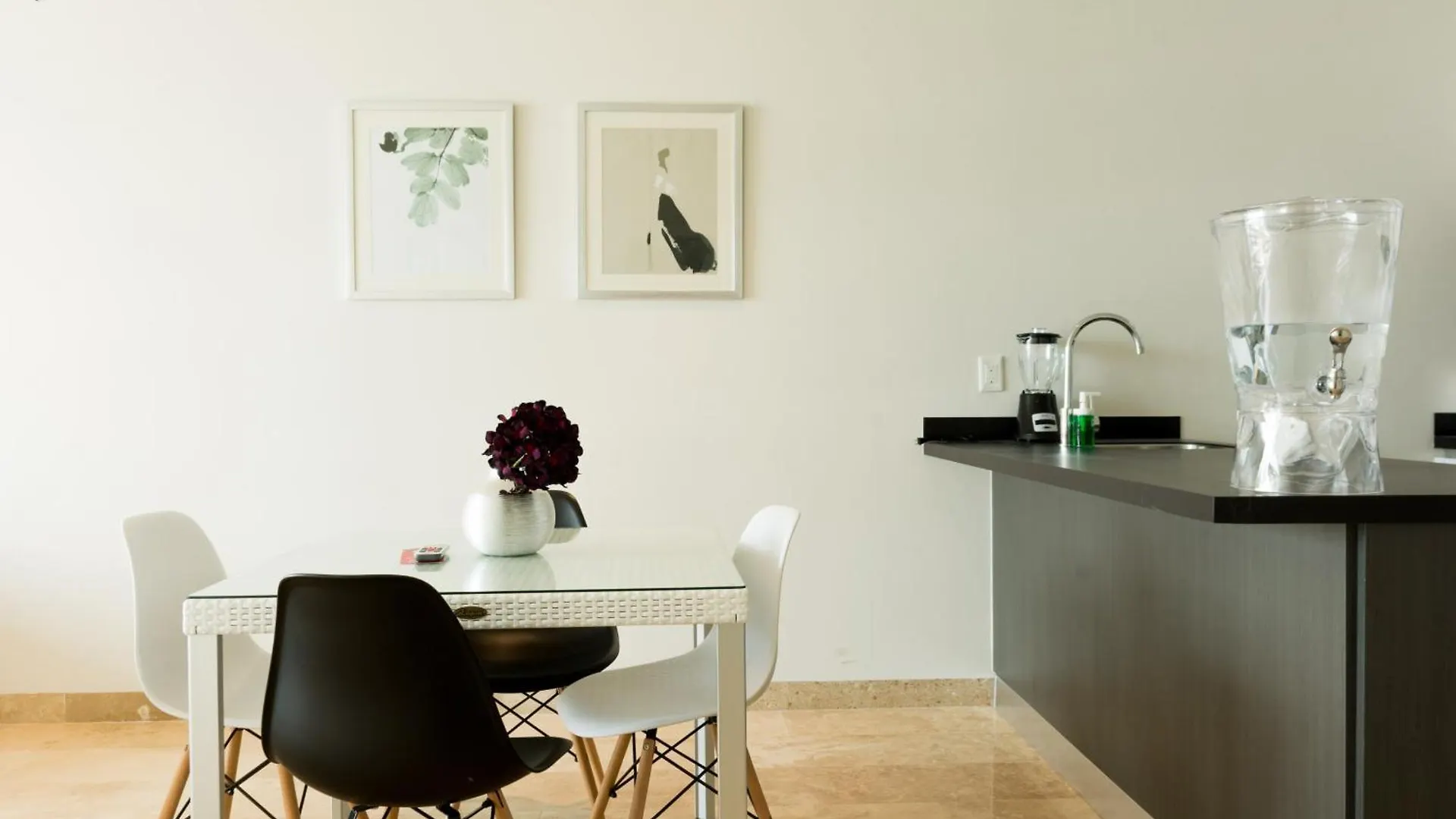 פלאייה דל כרמן Tropic Playa Apartments
