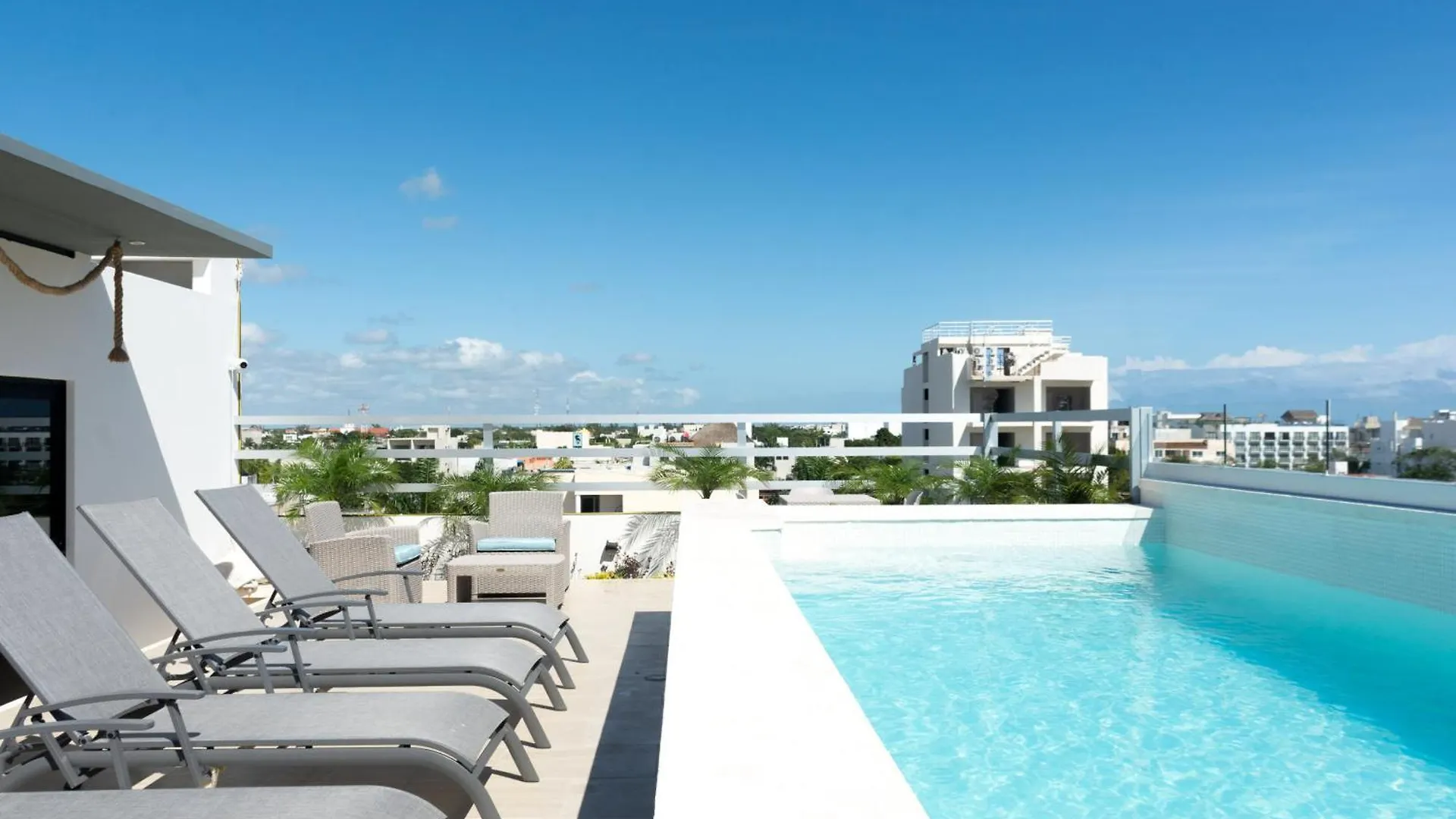 פלאייה דל כרמן Tropic Playa Apartments